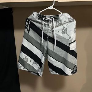 Excellent preowned condition...😃😃